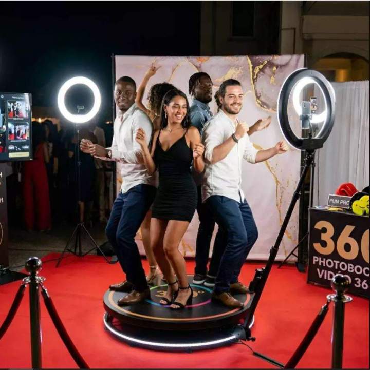 Location Photobooth 360 Bordeaux